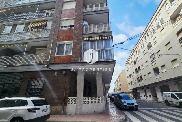 Segunda mano - Apartamento / piso -
Torrevieja - Acequion