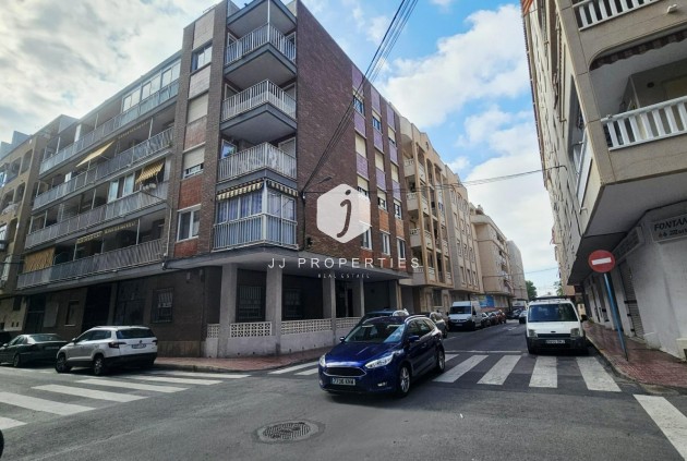 Segunda mano - Apartamento / piso -
Torrevieja - Acequion