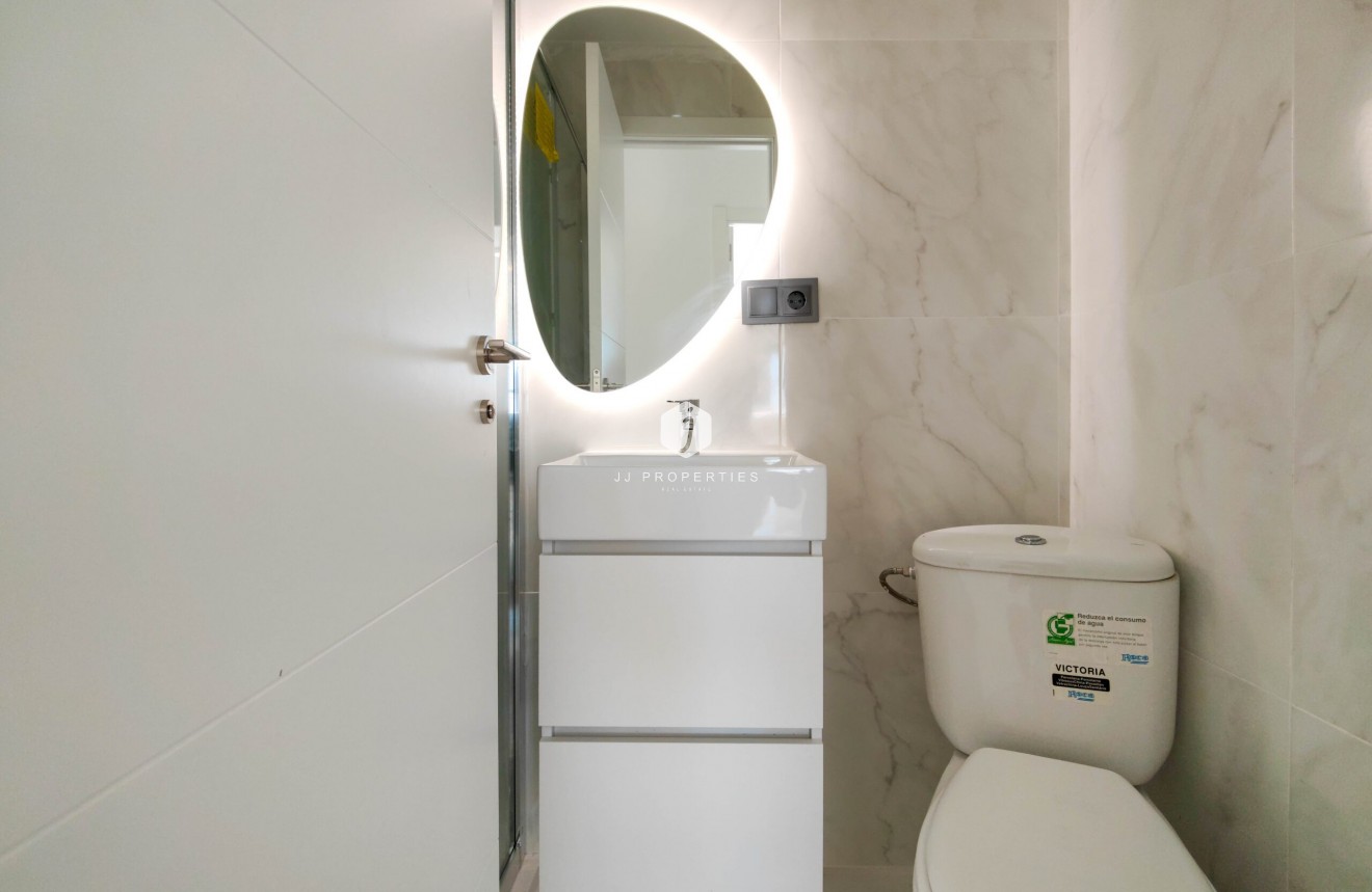 Segunda mano - Apartamento / piso -
Torrevieja - Costa Blanca