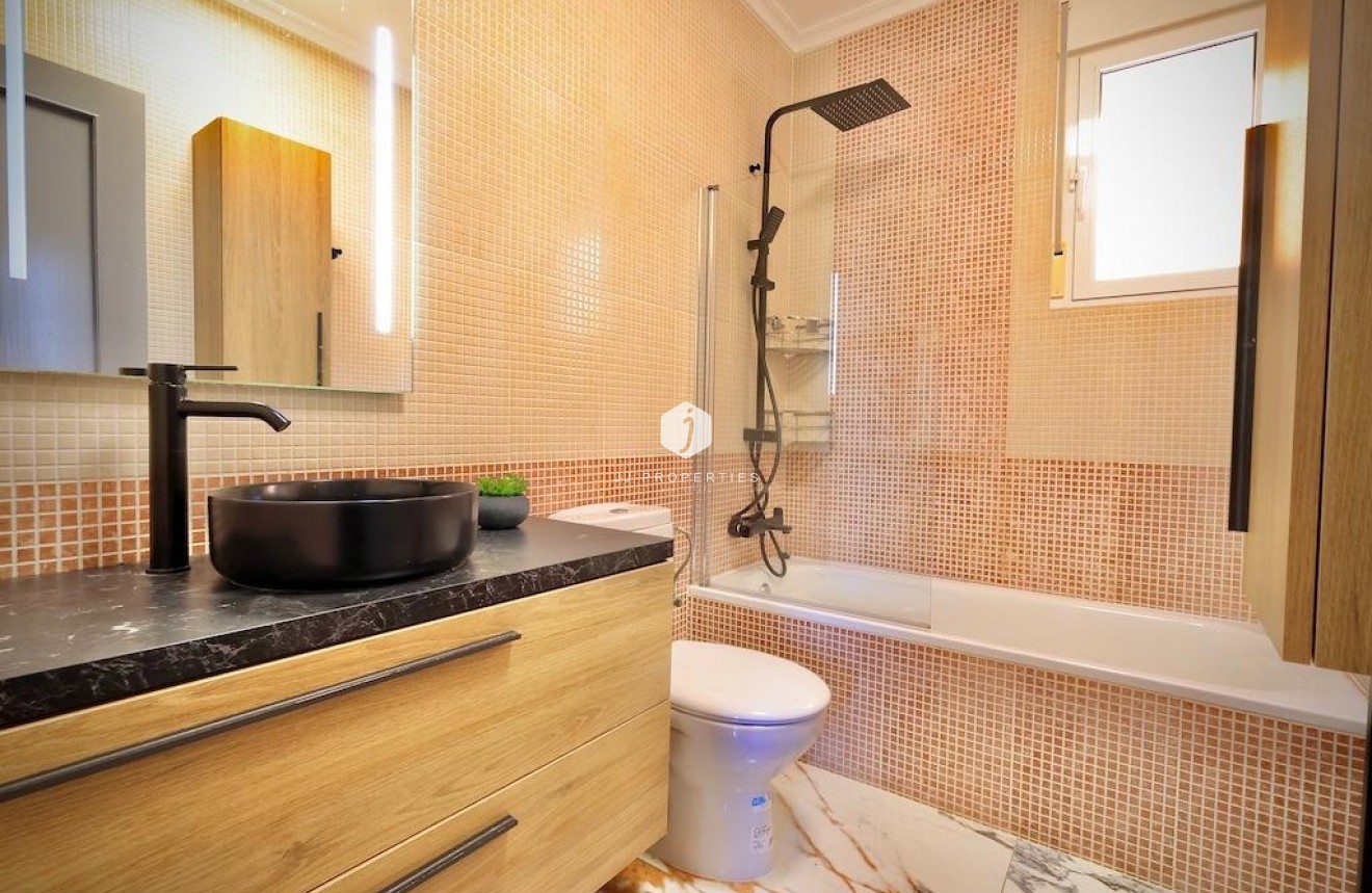 D'occasion - Villa -
San Miguel de Salinas - Inland