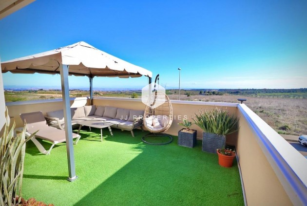 D'occasion - Villa -
San Miguel de Salinas - Inland