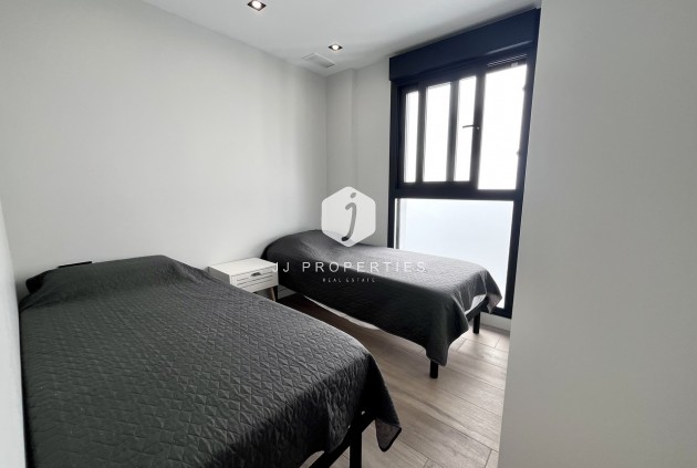 Z drugiej ręki - Villa -
Punta Prima - Costa Blanca