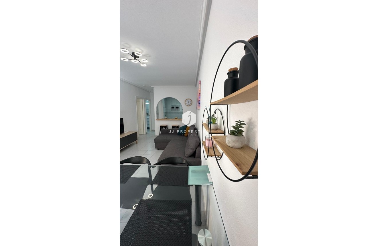 Segunda mano - Apartamento / piso -
Torrevieja - Acequion