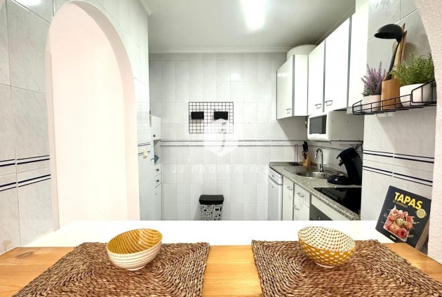 Segunda mano - Apartamento / piso -
Torrevieja - Acequion