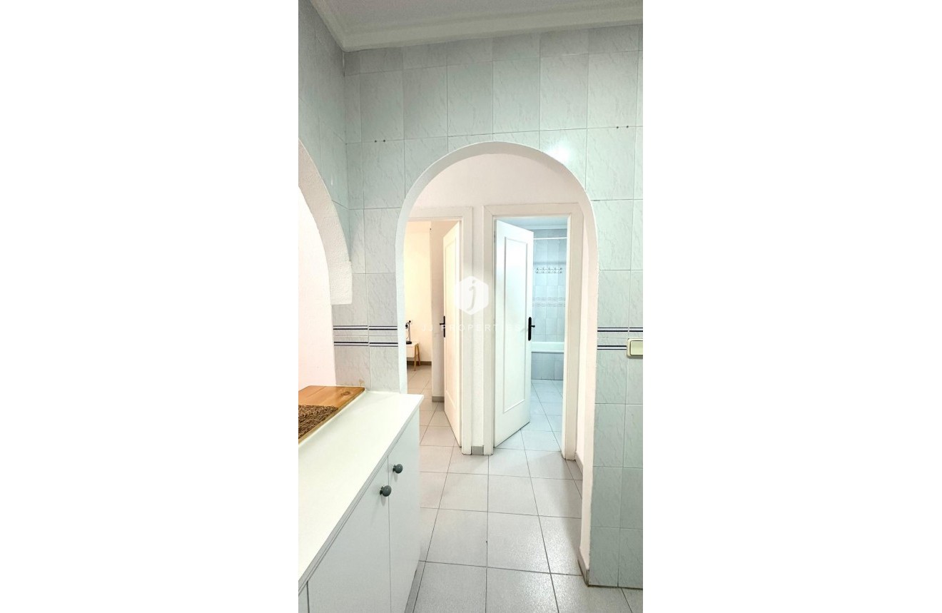 Segunda mano - Apartamento / piso -
Torrevieja - Acequion