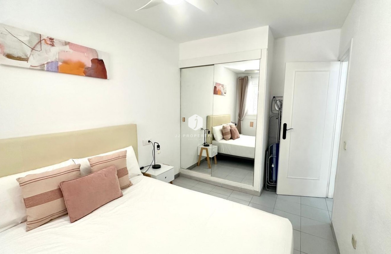 Segunda mano - Apartamento / piso -
Torrevieja - Acequion