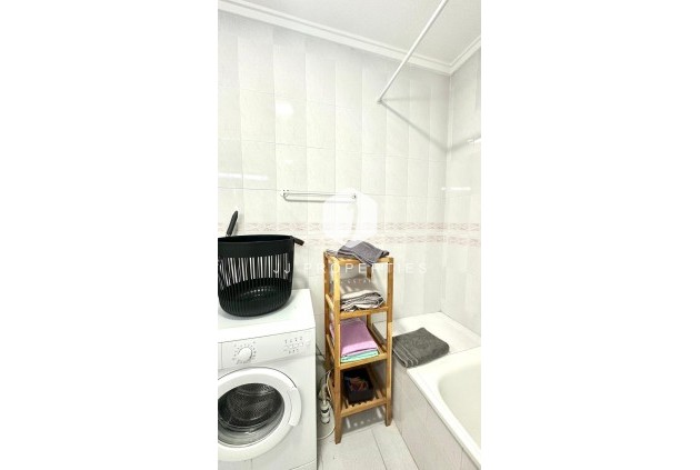 Segunda mano - Apartamento / piso -
Torrevieja - Acequion