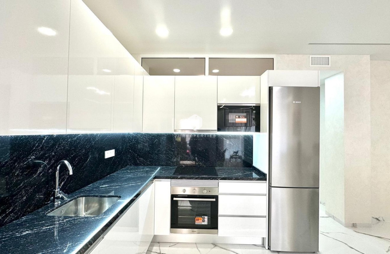 Segunda mano - Apartamento / piso -
Torrevieja - Playa del Cura