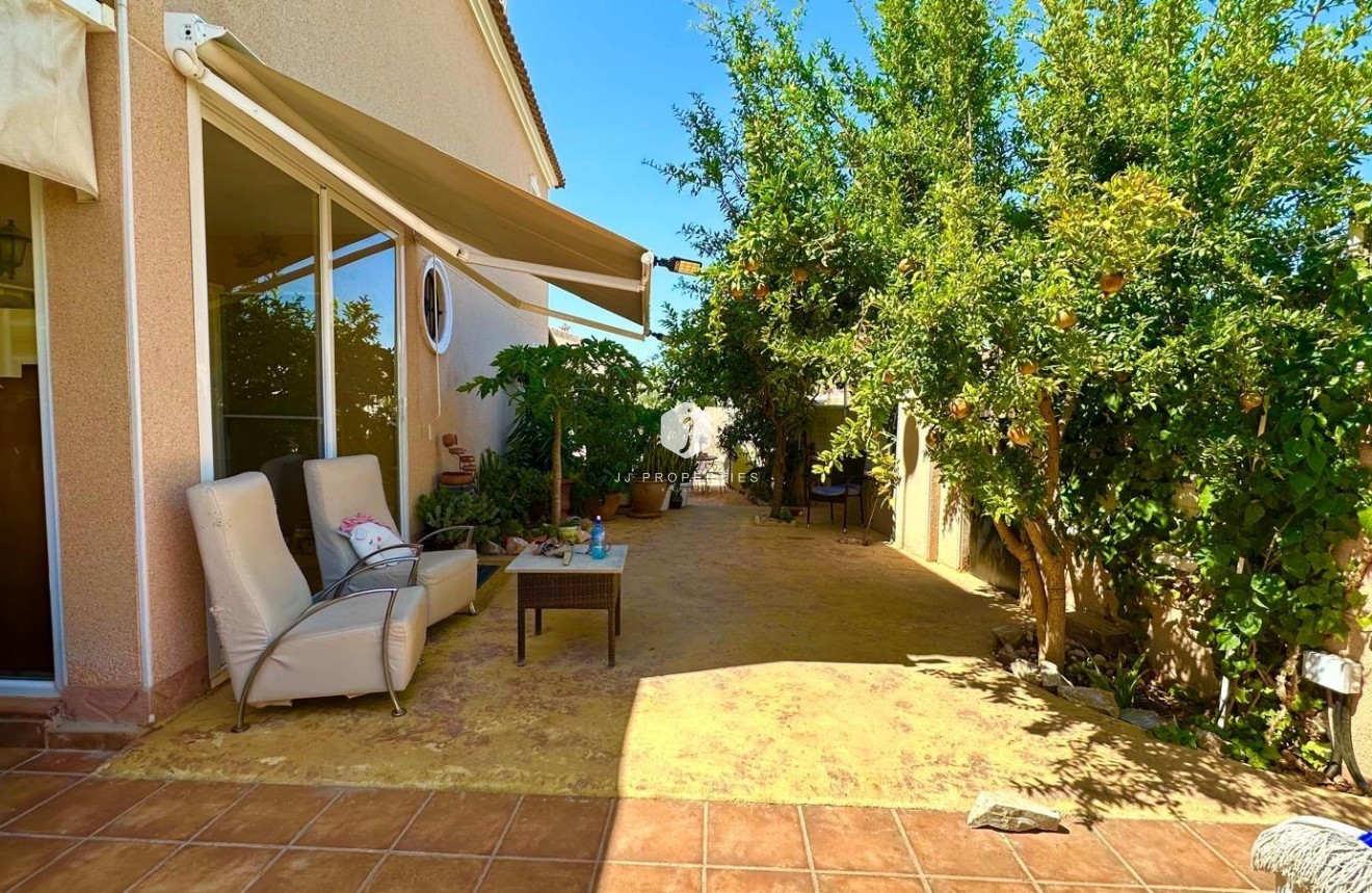 Tweedehands - Villa -
Orihuela Costa - La Regia