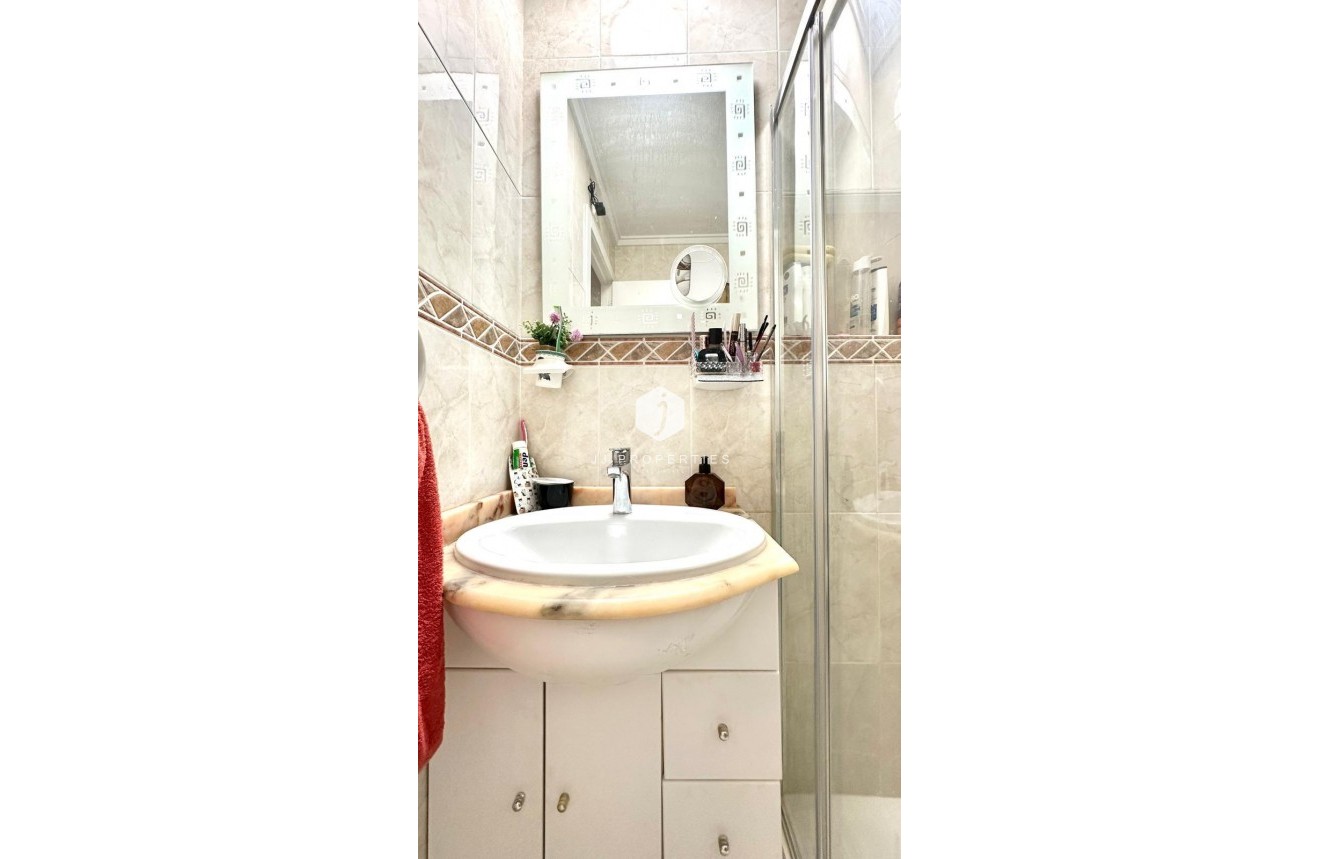 Tweedehands - Villa -
Orihuela Costa - La Regia