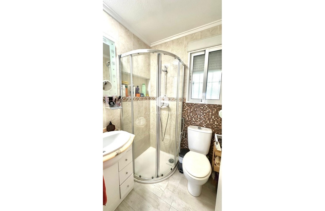 Tweedehands - Villa -
Orihuela Costa - La Regia