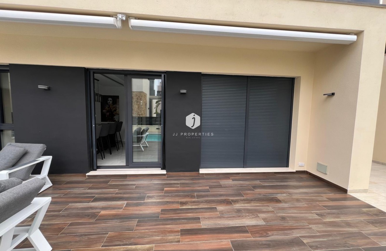 Segunda mano - Villa -
Orihuela Costa - Lomas de Cabo Roig