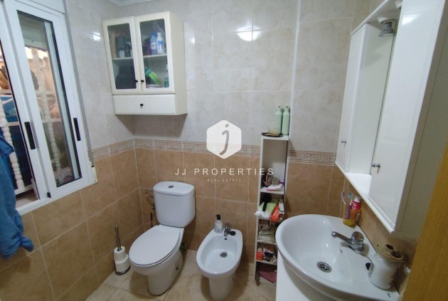 Segunda mano - Apartamento / piso -
Torrevieja - Estacion de autobuses