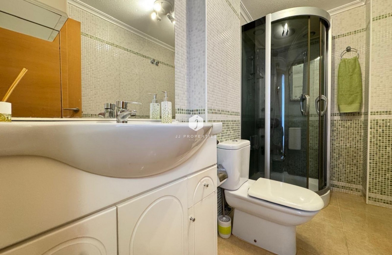 Aus zweiter Hand - Wohnung -
Torrevieja