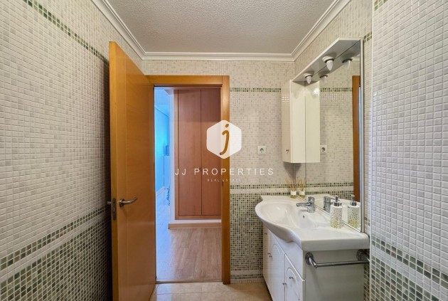 Aus zweiter Hand - Wohnung -
Torrevieja