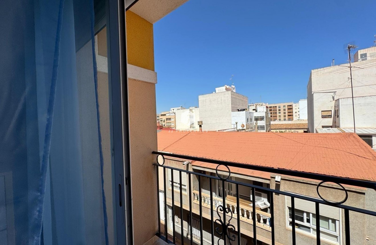 Aus zweiter Hand - Wohnung -
Torrevieja