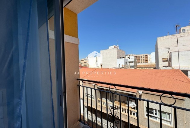 Aus zweiter Hand - Wohnung -
Torrevieja
