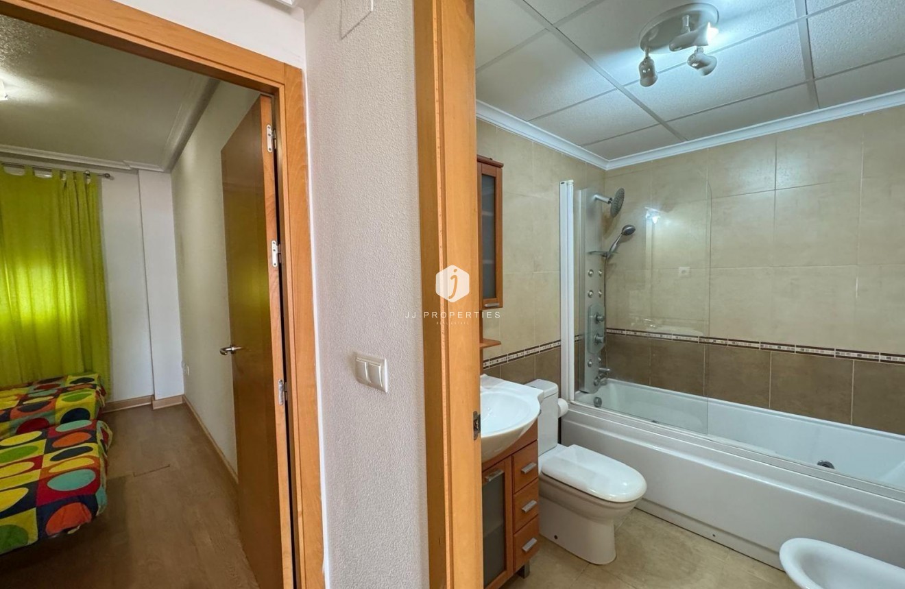 Aus zweiter Hand - Wohnung -
Torrevieja