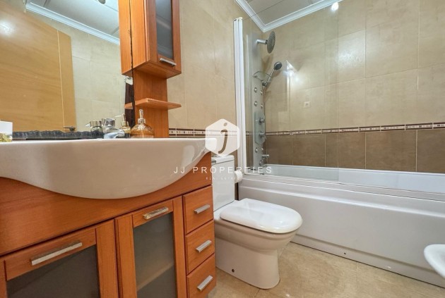 Aus zweiter Hand - Wohnung -
Torrevieja