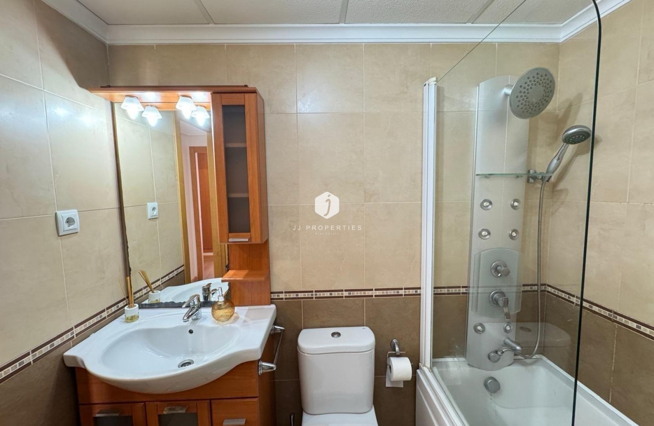 Aus zweiter Hand - Wohnung -
Torrevieja