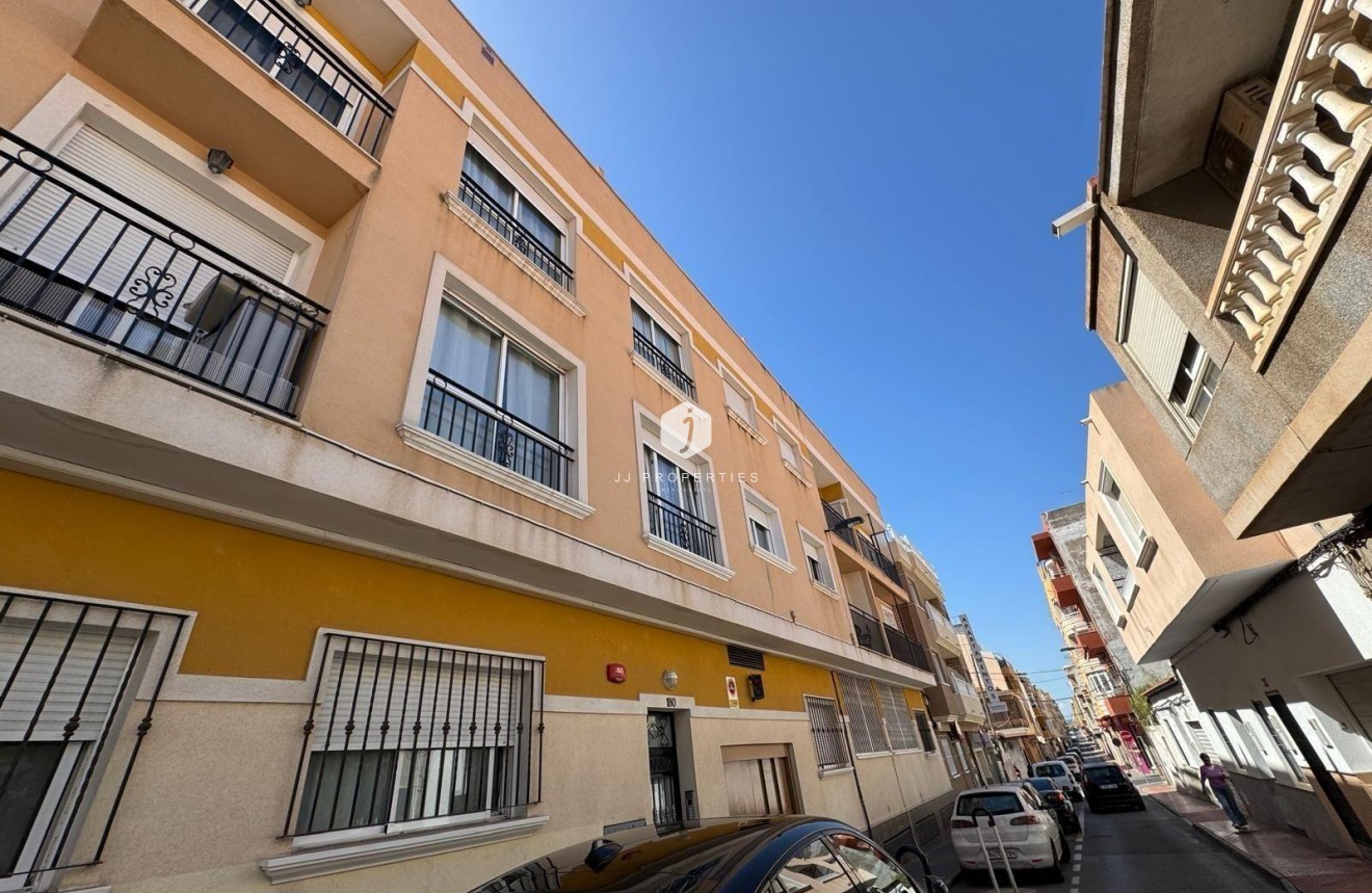 Aus zweiter Hand - Wohnung -
Torrevieja