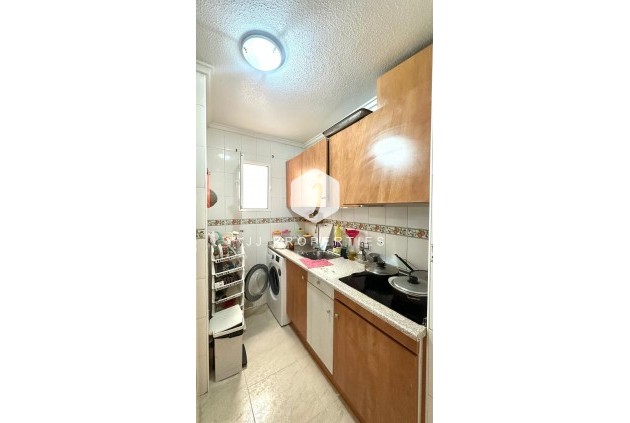 Segunda mano - Apartamento / piso -
Torrevieja - Estacion de autobuses