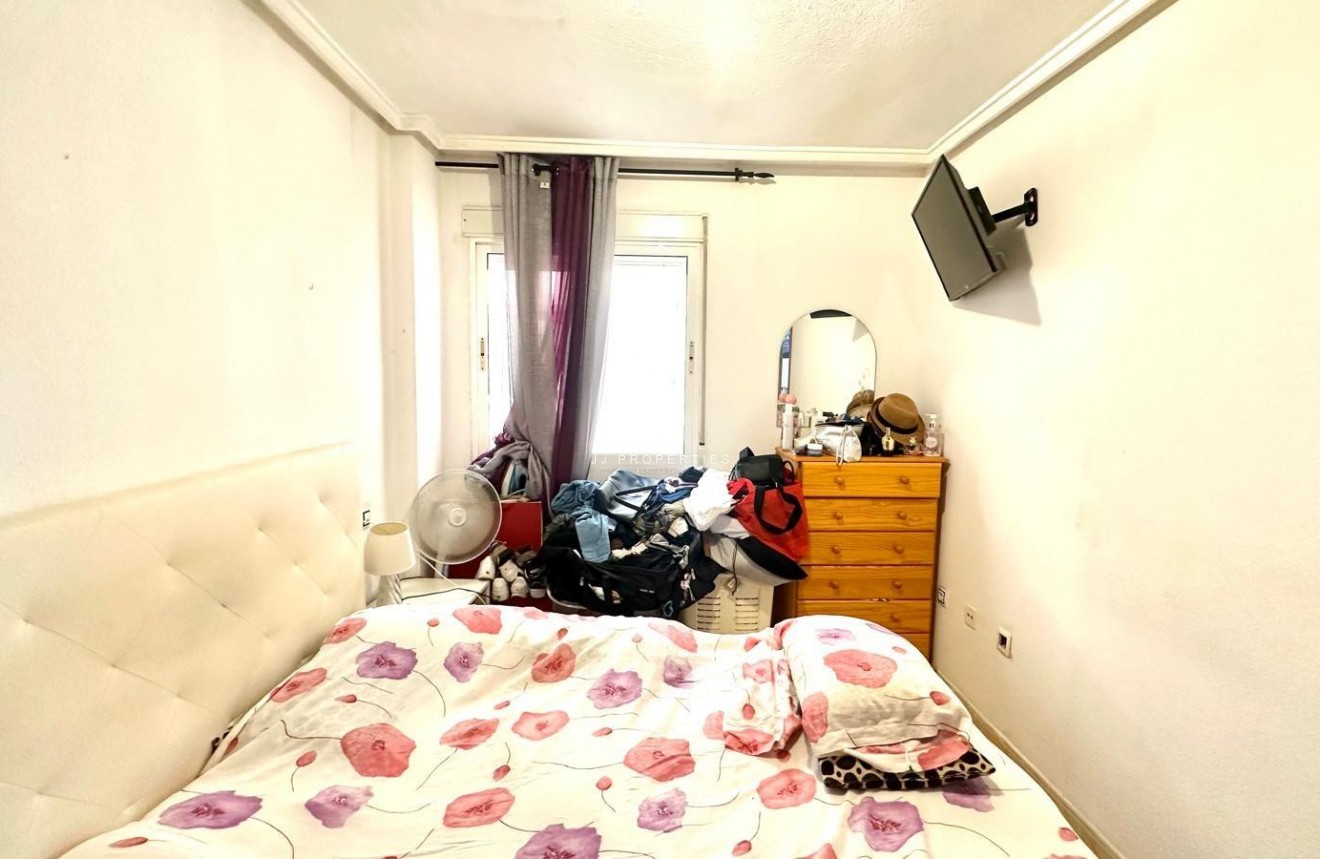 Segunda mano - Apartamento / piso -
Torrevieja - Estacion de autobuses