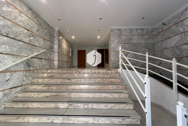 Segunda mano - Apartamento / piso -
Torrevieja - Estacion de autobuses