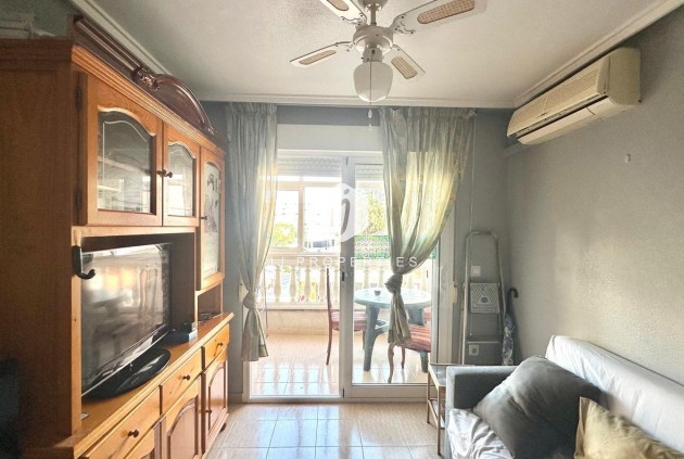 Resale - Apartment / flat -
Torrevieja