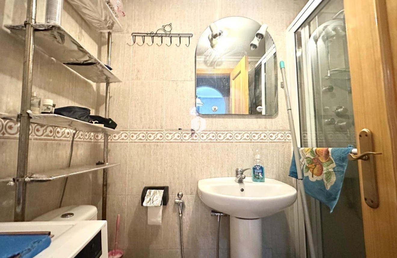 Resale - Apartment / flat -
Torrevieja