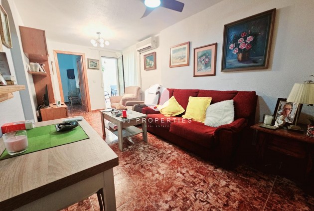 Segunda mano - Apartamento / piso -
Torrevieja - Estacion de autobuses