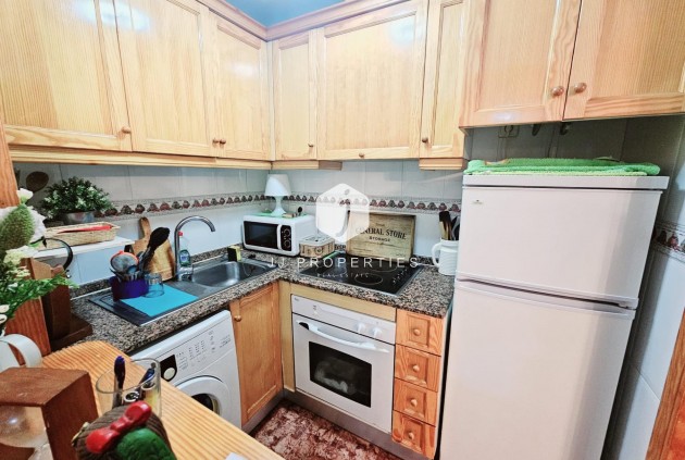 Segunda mano - Apartamento / piso -
Torrevieja - Estacion de autobuses