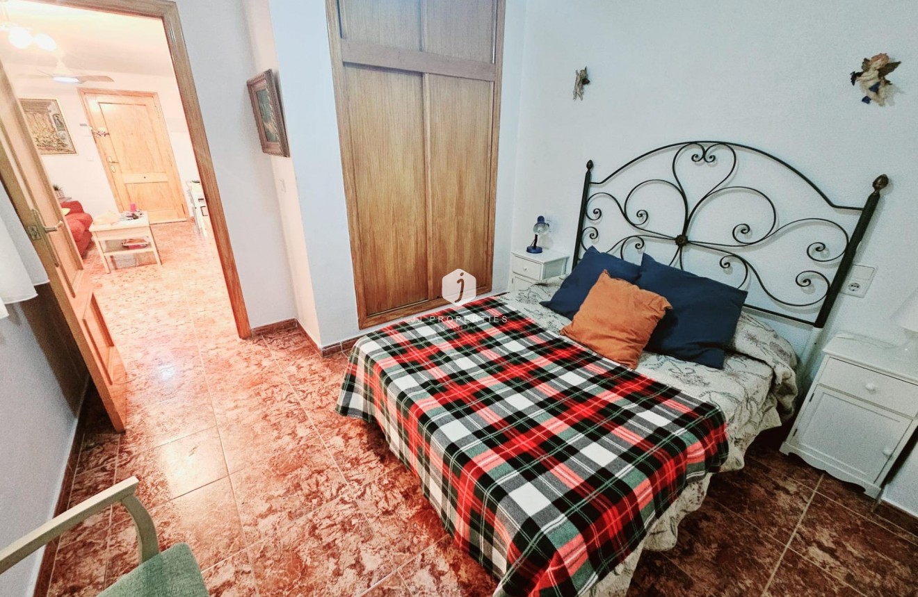 Segunda mano - Apartamento / piso -
Torrevieja - Estacion de autobuses