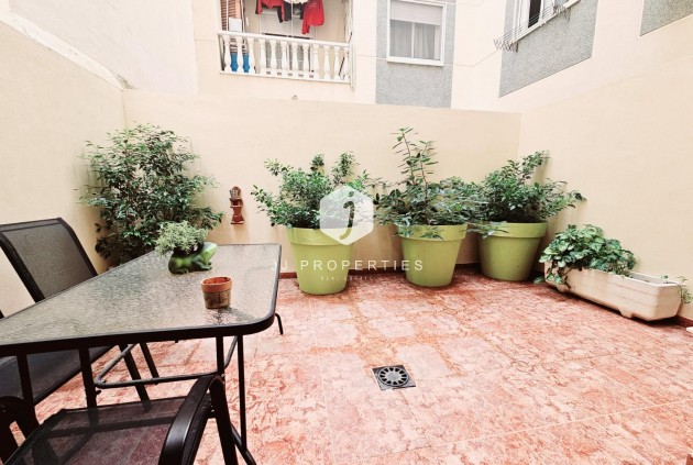 Segunda mano - Apartamento / piso -
Torrevieja - Estacion de autobuses