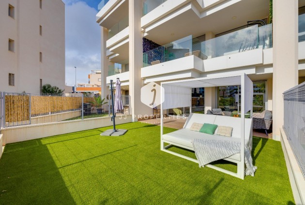 Segunda mano - Apartamento / piso -
Orihuela Costa - Villamartín-las Filipinas