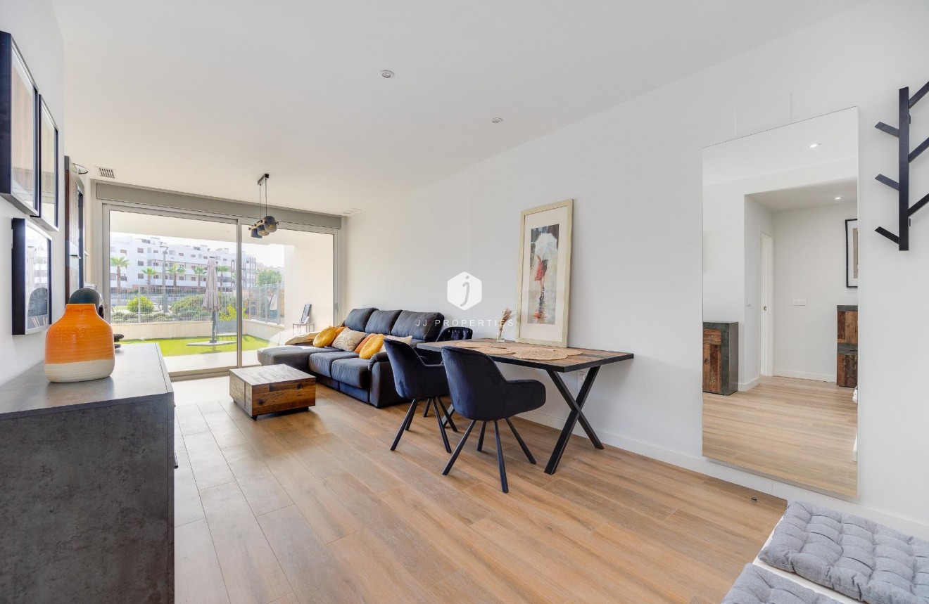 Segunda mano - Apartamento / piso -
Orihuela Costa - Villamartín-las Filipinas