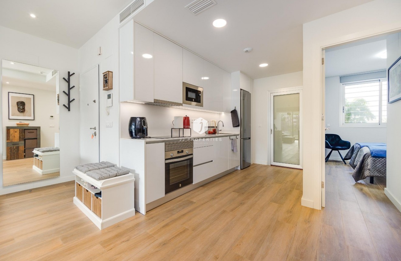 Segunda mano - Apartamento / piso -
Orihuela Costa - Villamartín-las Filipinas