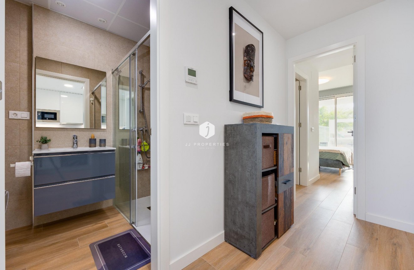 Segunda mano - Apartamento / piso -
Orihuela Costa - Villamartín-las Filipinas