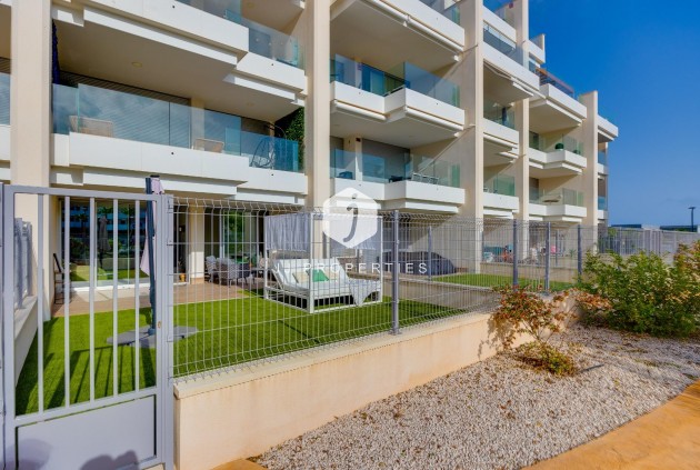 Segunda mano - Apartamento / piso -
Orihuela Costa - Villamartín-las Filipinas