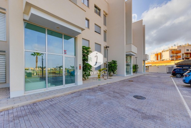 Segunda mano - Apartamento / piso -
Orihuela Costa - Villamartín-las Filipinas