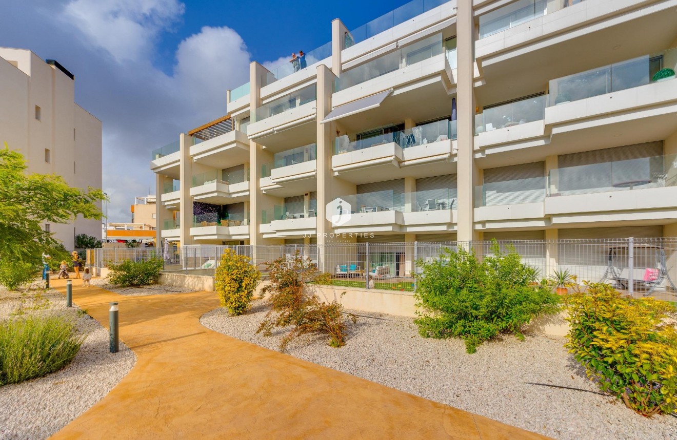 Segunda mano - Apartamento / piso -
Orihuela Costa - Villamartín-las Filipinas