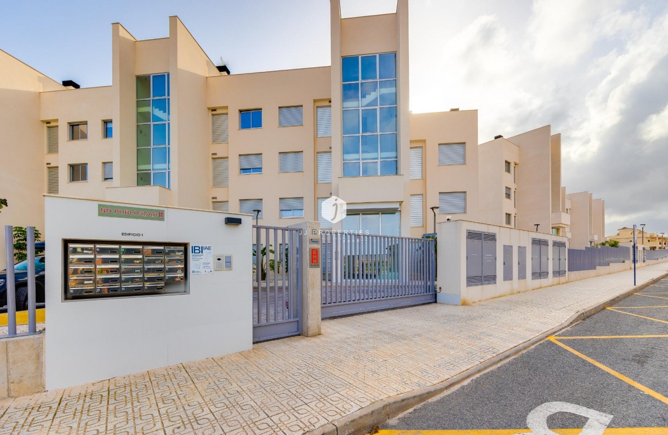 Segunda mano - Apartamento / piso -
Orihuela Costa - Villamartín-las Filipinas