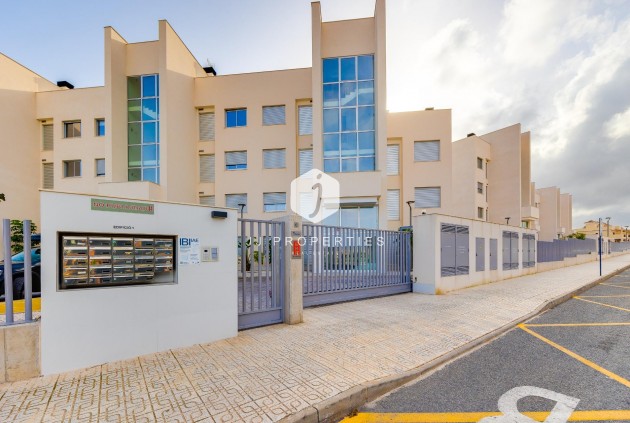 Segunda mano - Apartamento / piso -
Orihuela Costa - Villamartín-las Filipinas