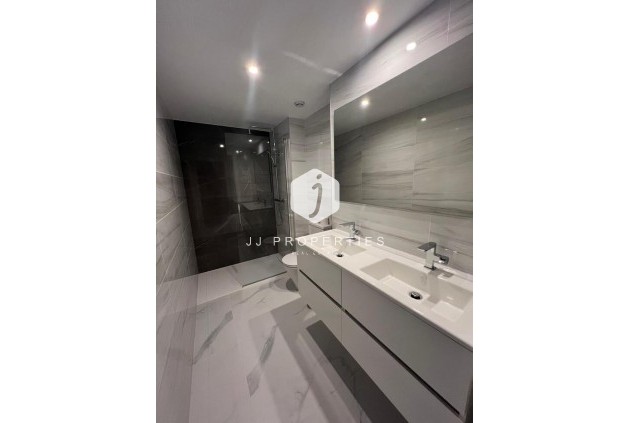 Segunda mano - Apartamento / piso -
Punta Prima - Orihuela Costa