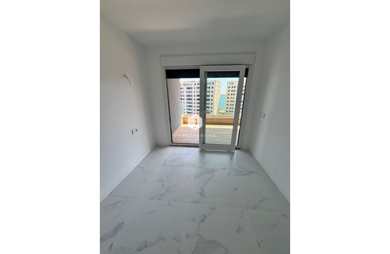 Segunda mano - Apartamento / piso -
Punta Prima - Orihuela Costa