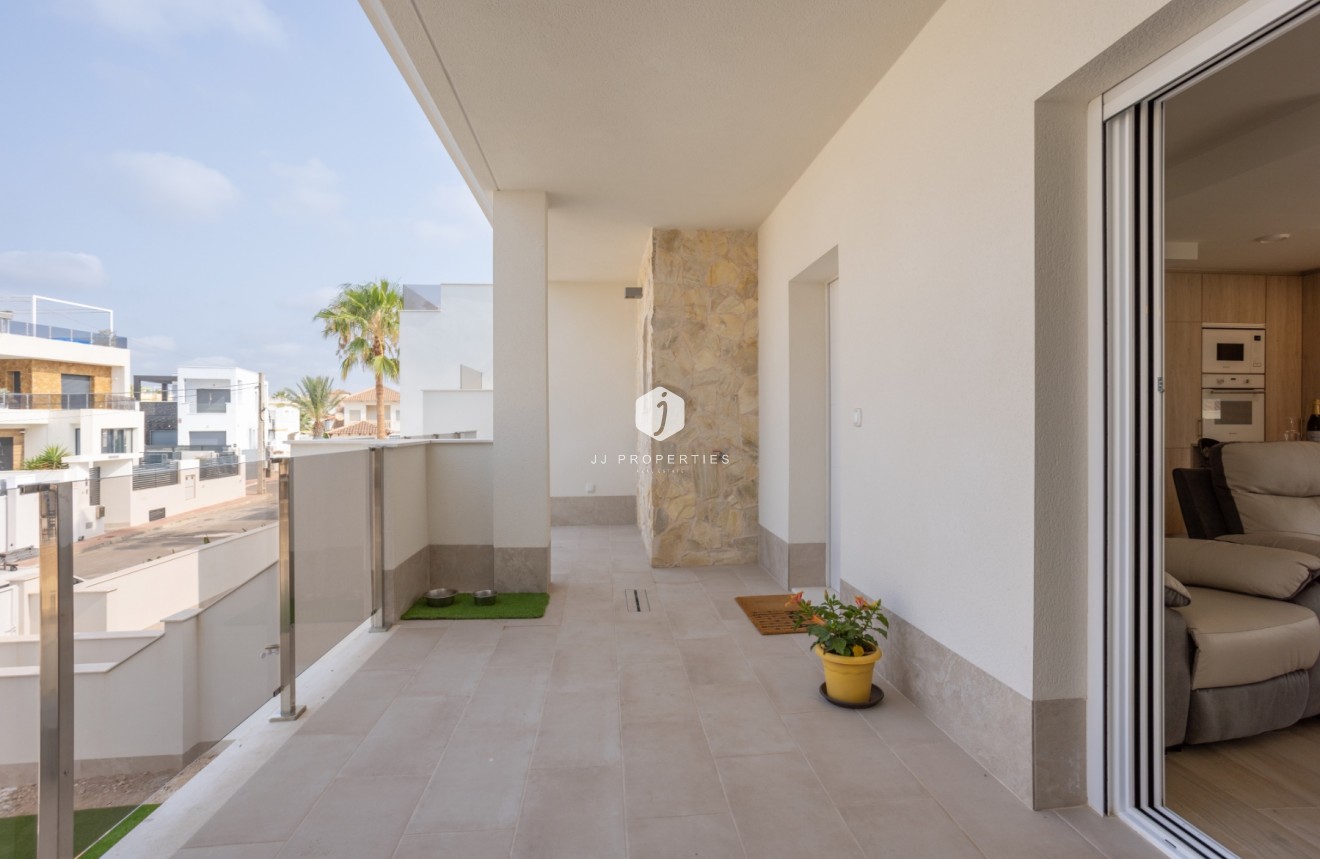 Segunda mano - Apartamento / piso -
Orihuela Costa - Costa Blanca