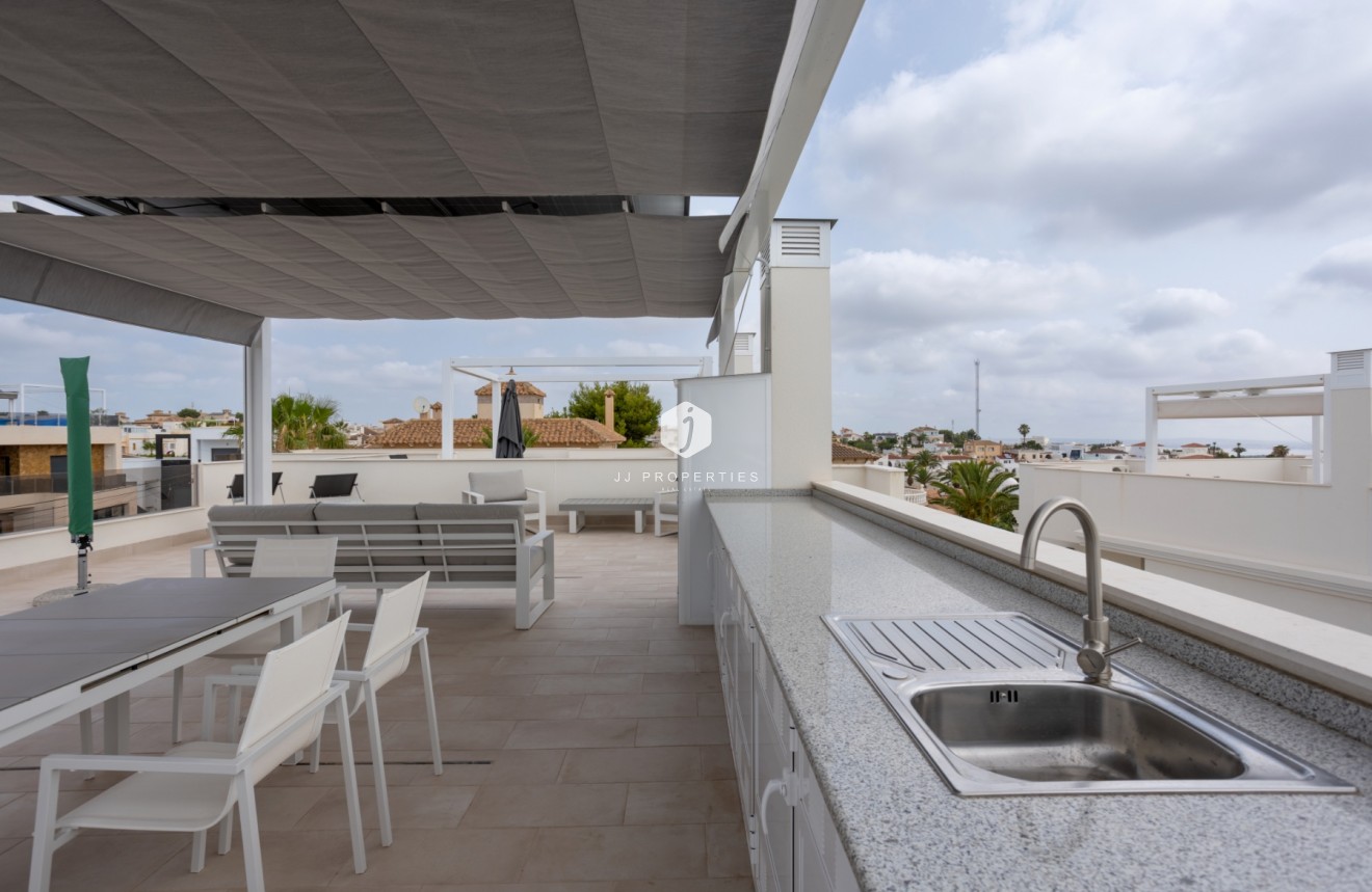 Segunda mano - Apartamento / piso -
Orihuela Costa - Costa Blanca