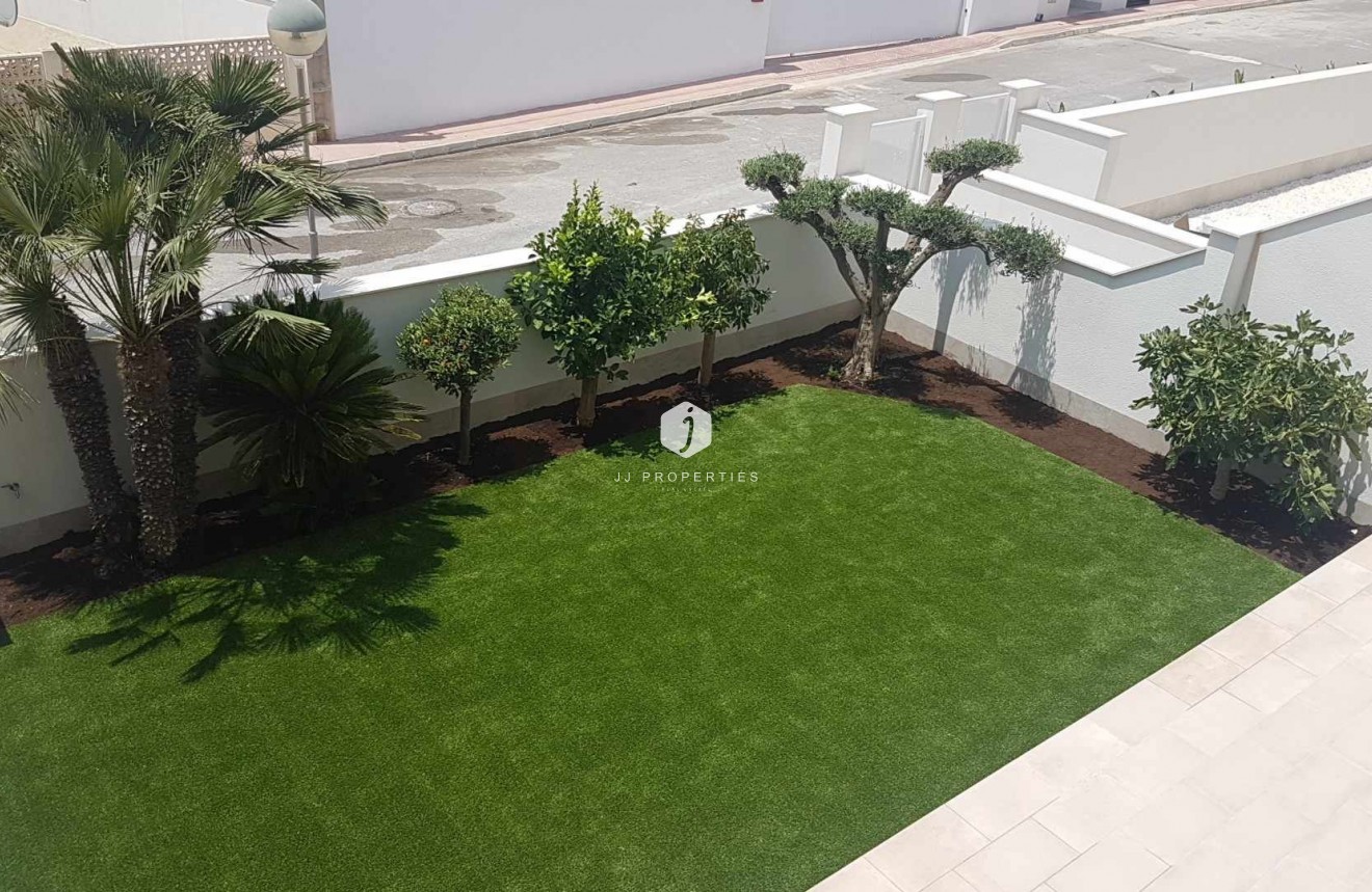 Segunda mano - Apartamento / piso -
Orihuela Costa - Costa Blanca