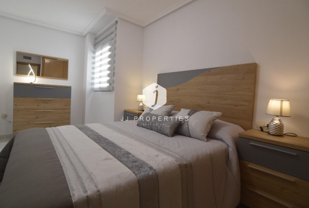 Segunda mano - Apartamento / piso -
Torrevieja - Playa del Cura