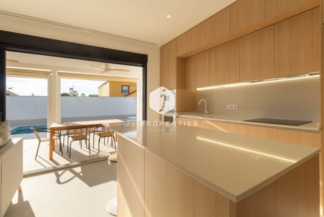 Segunda mano - Chalet -
Torrevieja - Costa Blanca